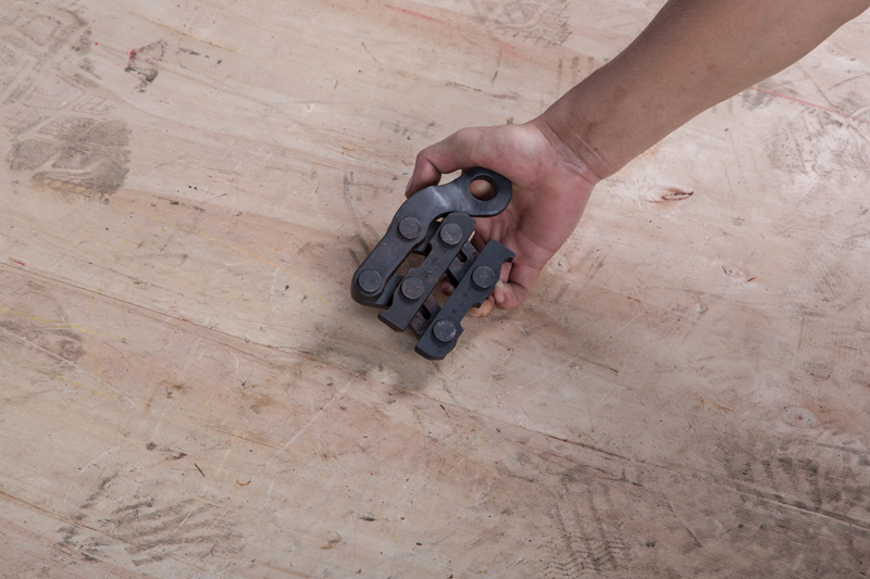 High-Strength Cable Pulling Grip with 12 KN Rated Load for 16-50mm2 Wire Rope Tensioning