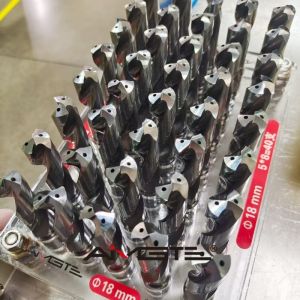 China High Precision Carbide Drill Bit with 135° Point Angle and 30–35° Helix for Efficient Deep Hole Drilling in 1-32mm Diameter on sale