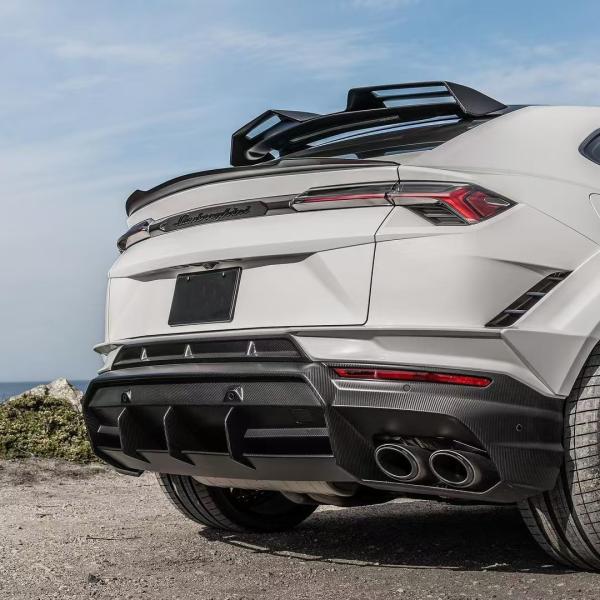 RT Carbon Body Kit For URUS SUV Lamborghini Front Lip Diffuser Wheel Arch Widebody Kit