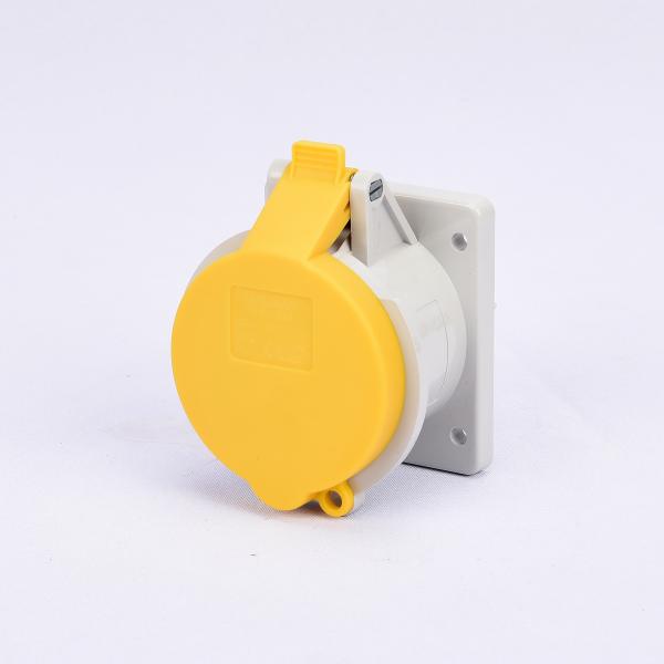 Waterproof IP44 3P 32A 110V Industrial Power Socket