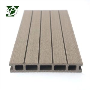 Outdoor Durable Low-Maintenance WPC Decking
