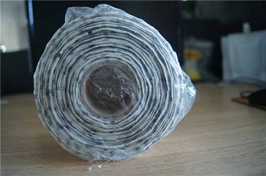 Quality Transparent 2500pcs Shrink Sleeve Labels Triangle Sticker Roll with Braille wholesale