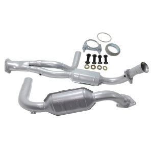 Silverado Suburban GMC Yukon Chevy Catalytic Converter 4.3L 4.8L 5.3L
