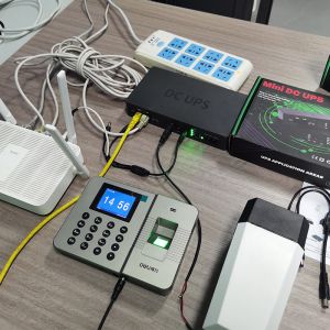 HKIVI Small Size 0.4KG UPS Internet Mini Ups For CCTV Camera Short Circuit