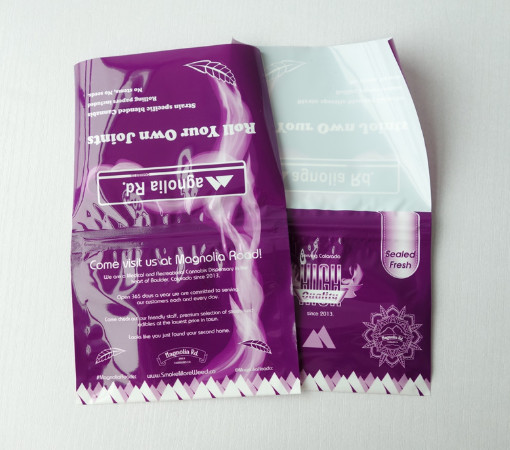 Quality Sample free Preroll rolling tobacco pouch with adhesive 50g tobacco pouch with zipper wholesale