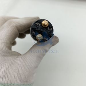 6745-12-3100 Common Rail Injector for 6D114E SAA6D114E Engine PC300-8 6745123100