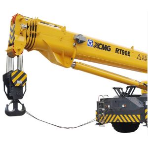 CE GOST Certificate Boom Truck Crane 90Ton RT90E RT90U Technology From Europe