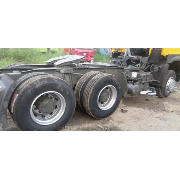 Manual Transmission Used Sinotruk HOWO 6X4 Tractor Truck Head for Your Customer Needs