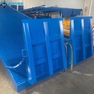 Mobile Loading Dock Forklift Ramp Movable Portable Loading Dock Ramp with CE ISO