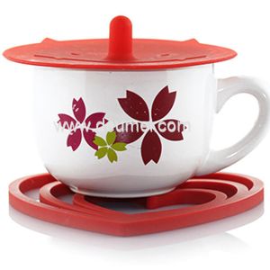 Deumei Eco-friendly Heart Shape Silicone Trivet Mat/Customized 3 Heart Silicone