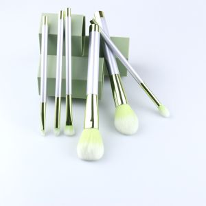 Essential 6 Piece Makeup Brush Set Green Bristles Plastic Handle