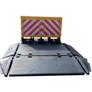 Honeycomb Aluminum 3M Reflective Film Vehicle Security Barriers Detachable