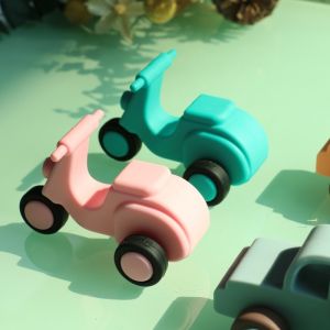 custom and wholesale Safe Silicone Vehicle Toys set for Babies ambulance truck