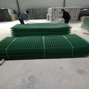 Technique Welded Mesh Processing Service Welding Pvc Coated Iron Wire Fence