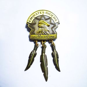 UAE Style 3D Die Casted Antique Custom Metal Lapel Pins Zinc Alloy With Leaf Pendants