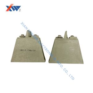 Metal Oxide Block Varistors Disk Shaped D40 Varistor With Plastic Housing 40kA