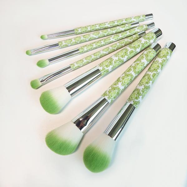 7Pcs Cosmetic Makeup Brush Set Cruelty Free Powder Contour Blusher Smudge Brush Set