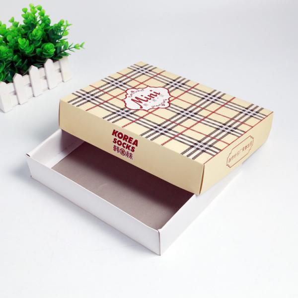 Quality Square Shaped Paper Packaging Box With Lid For Men'S And Children Stocking wholesale