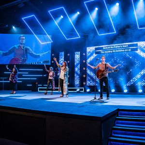 Front Service and Back Service P2.6 P2.9 P3.9 P4.8 Outdoor Indoor Stage Led