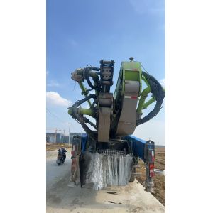 Used Zoomlion 63m Concrete Pump Truck Pumping Efficiently And In Good Condition