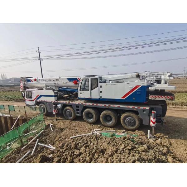 2010 Zoomlion 48 Meters Truck Crane Five-Arm Crane Jib and 40m Maximum Lifting