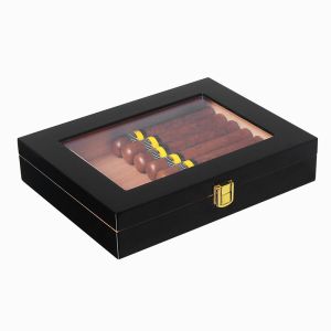 Wooden Luxury Cigar Box Handcrafted With Piano Lacquer Finish