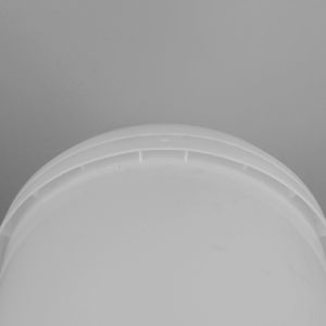 20L Plastic Stackable Buckets with Lids