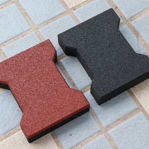 Shock Absorbing Red Color Rubber Horse Walker Matting 160 X 200 X 20mm