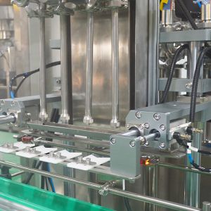 2023 Production Line 1000 Bottles per Hour with 4 Nozzle Bottle Filler and