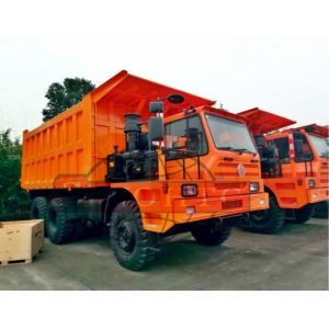 Three Axle Heavy Duty Dump Truck For Mining 420hp Power Half Cabin