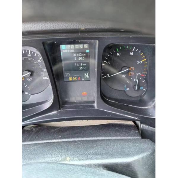 Zoomlion Concrete Pump Truck 51m Concrete Mixing Plant Heavy Equipment