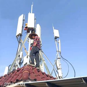 Q345 Galvanized Rooftop Antenna Tower Angle Steel Plates OEM