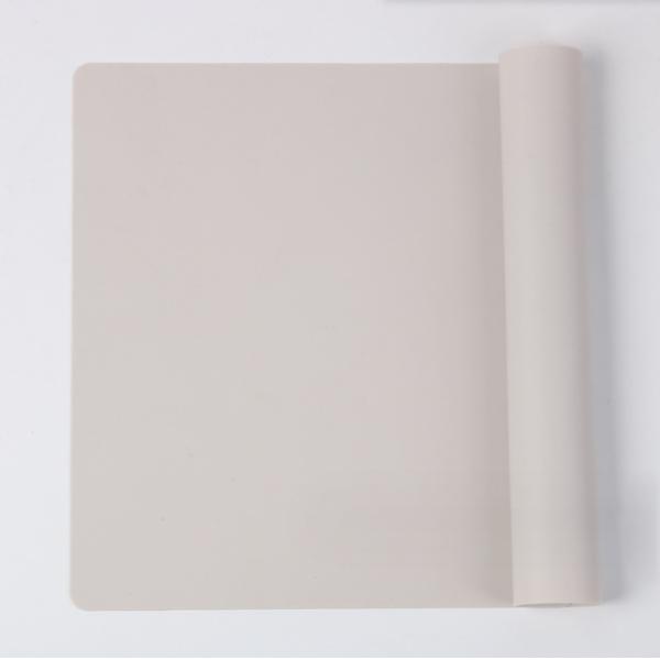 Design Style None Silicone Table Cloth Non-Slip Rectangle 40x30cm Water Resistant Desk Cover