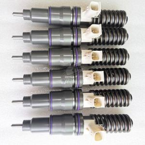 High Quality Diesel engine parts fuel Injector 63229475 33800-82700 BEBE4L02001