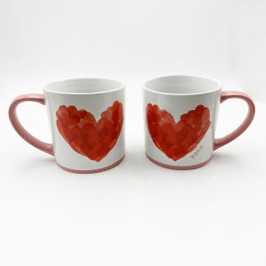 China Valentine's Day Painted Heart Ceramic Crafts Products Mug Couple Cup Gift For Home And Cafe on sale