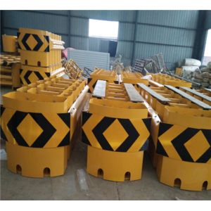 Customized Q235 Q345 Crash Cushions for Cars Road and Highway Barrier