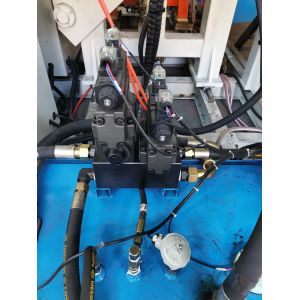 160l Accumulator Blow Moulding Machine Single Station ABS Water Tank