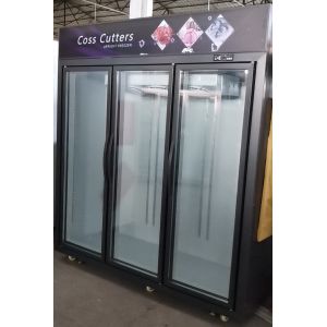 Single - Temperature 3 Door Upright Display Freezer Energy Efficiency