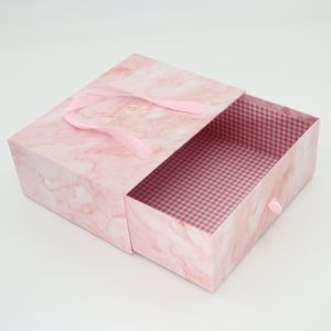 Christmas's Day Customized Packaging Surprise Gift Box With Handle Cardboard