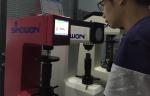 Manual Loading Dial Gauge Rockwell Hardness Testing Equipment With Vertical