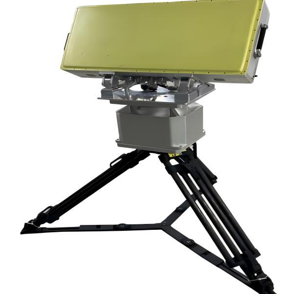 5.5km Ku-band All solid state design Phased Array Radar Simultaneously process