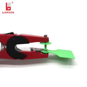 TPU Tamperproof Visual Cattle Cow Animal Ear Tag For Farm Management