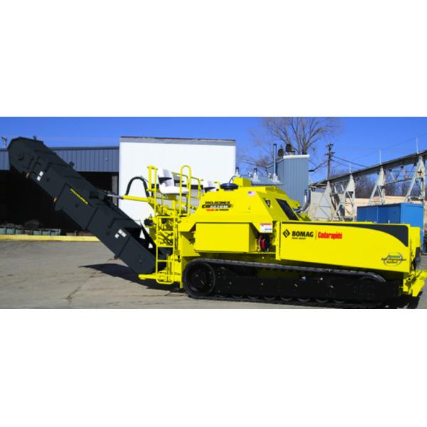 Quality Flat Pattern Paver Rubber Tracks 19 " X 6 " X 57CRL For Terex CR562 High Traction And Durable wholesale