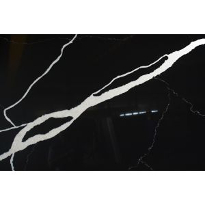 Cheap Impact Resistant 3000*1600 Black Quartz Stone Fooring And Tops Decorative Design for sale