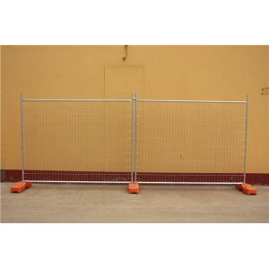 SYDNEY temporary fence panels 210cm height x 240cm width With orange RAL2009
