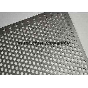 China Fencing / Gate Aluminium Perforated Metal Sheet / Coil With 45 60 90 Degree Punching Hole on sale
