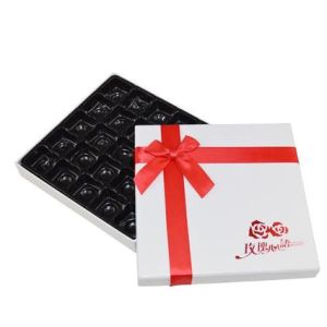 Custom Printed Cardboard Valentine'S Day Chocolate Packaging Boxes Cake Boxes