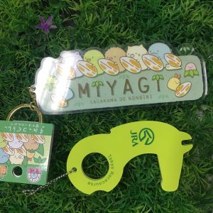 eco flexible PVC rubber embossed pvc patch customized shape Key chain