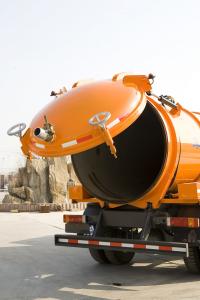 China Sinotruk Howo7 16CBM Vacuum Pump Septic Tank Cleaning Truck Collecting Sewage Sludge on sale