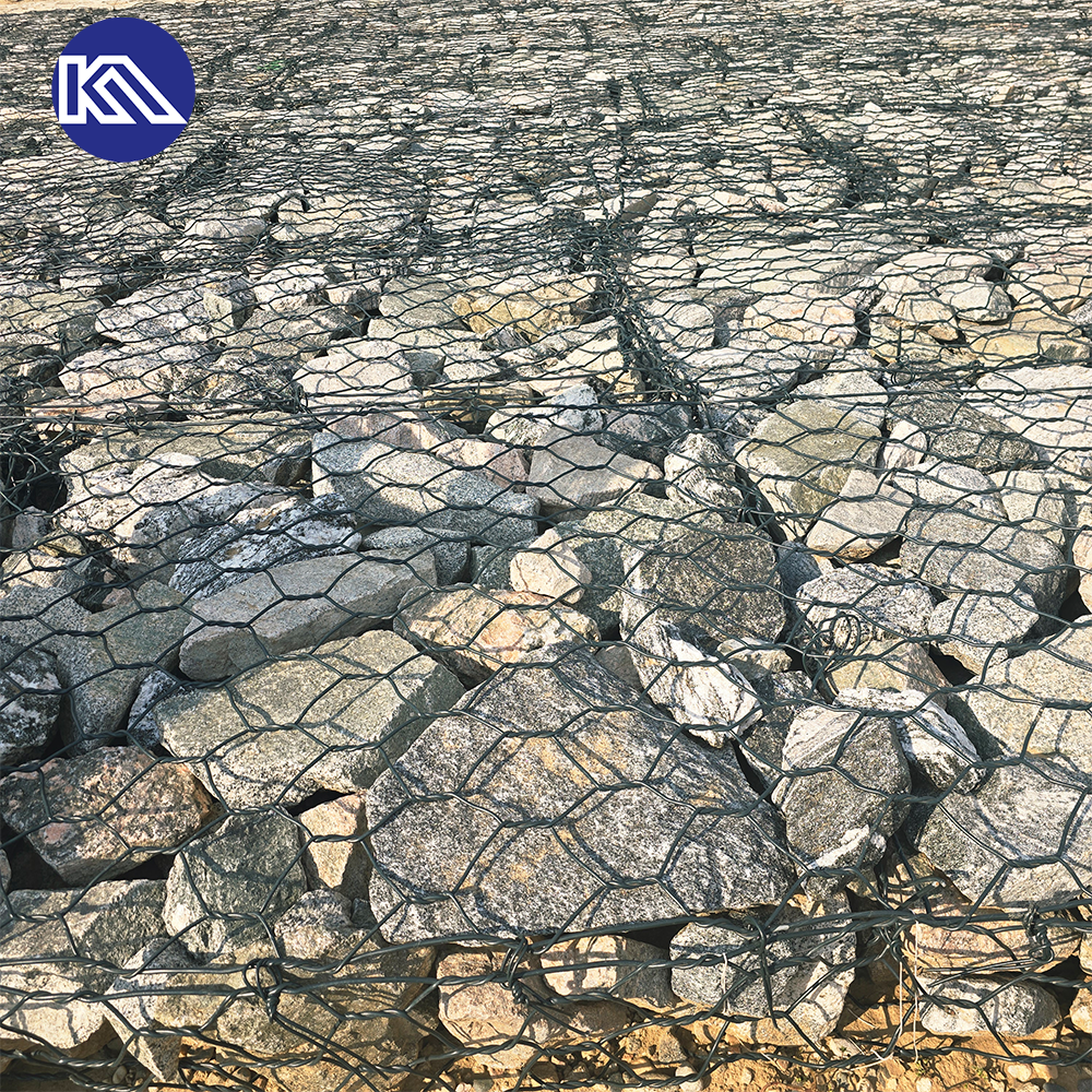 China Hot Sale 10 X 12 Cm Gabion Basket / Hexagonal Gabion Wire Mesh Stone Cages Retaining Wall For Flood Control on sale
